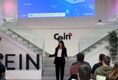 Encuentro entre proyectos y firmas mentoras en torno a nuestros programas digitales